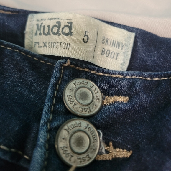 Mudd distressed flare jeans - Picture 5 of 6